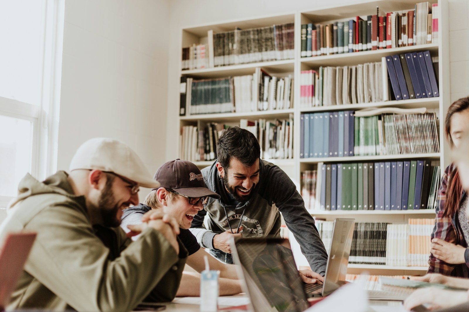 Agence PME sur l'intelligence artificielle (IA) en Suisse
